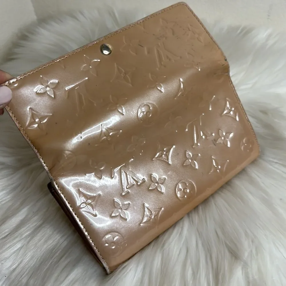 💯Authentic Louis Vuitton Vernis Long Wallet 🍀